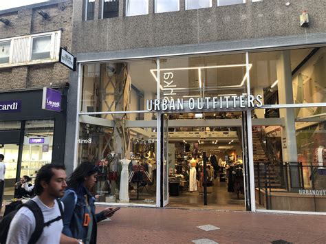 the urban outfitters eindhoven hours.